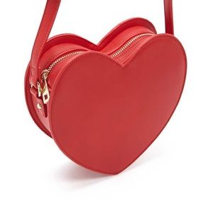 FOREVER 21 Heart Shape Crossbody